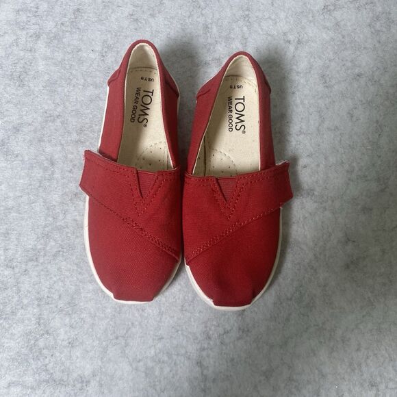 Kids Toms 013001D13 Toddler Classic Red Canvas Shoes US T9 Easy Slide On - Picture 1 of 7